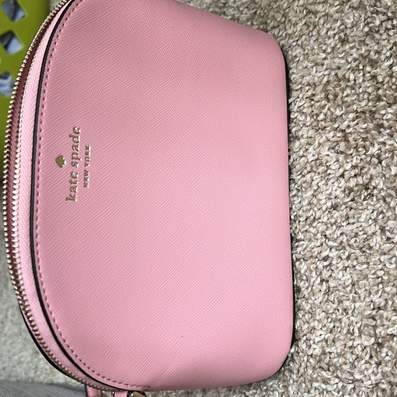 New baby pink kate spade purse! - Picture 3 of 8